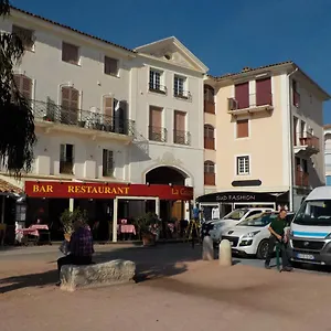 apart-port-grimaud-marche.fr-provencehotel.com/